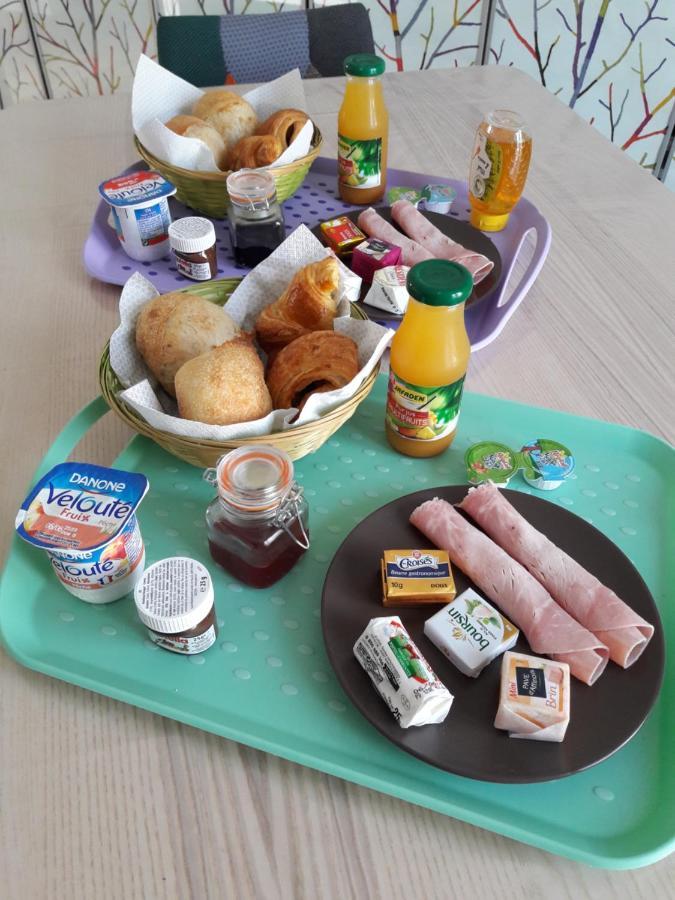 Bruse & Co Bed & Breakfast Oissery Bagian luar foto
