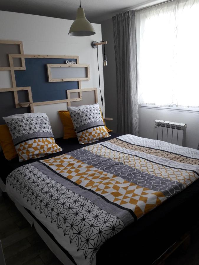 Bruse & Co Bed & Breakfast Oissery Ruang foto